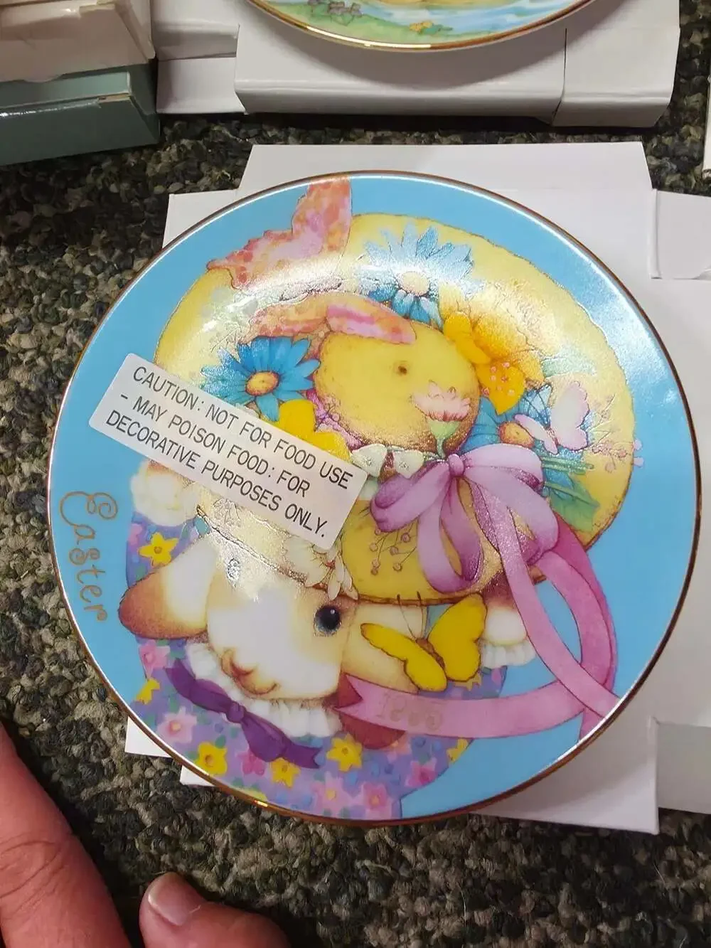 Avon Easter 1991 Collector Plate Decorative